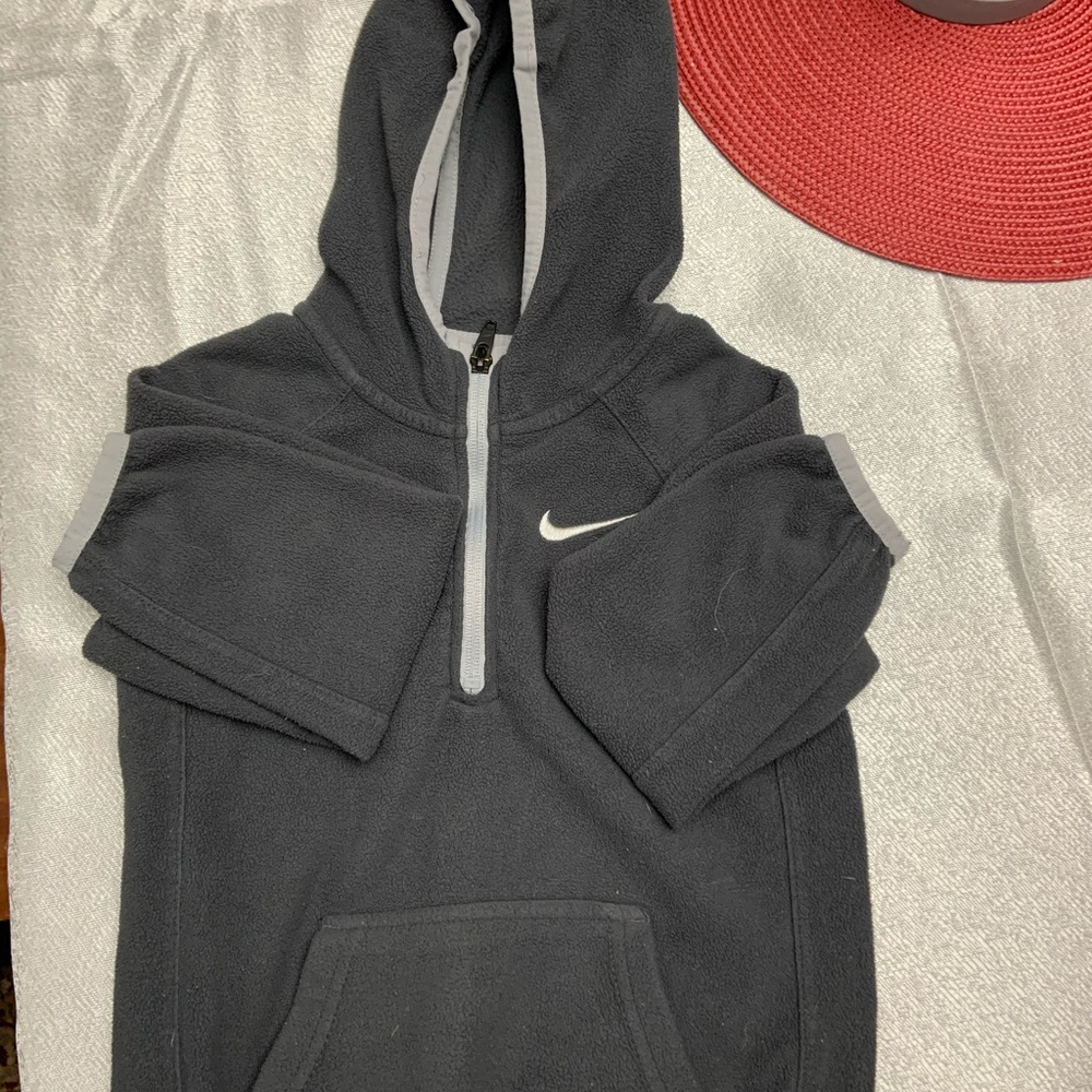 Boys 4t Nike fleece